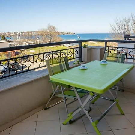 Life One-bedroom With Sea View By Flаt Manаger Lejlighed *