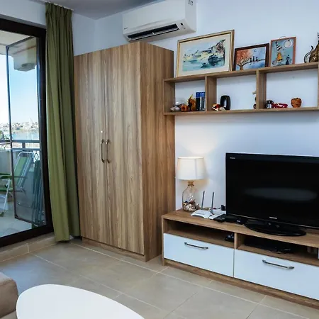 아파트 Life One-bedroom With Sea View By Flаt Manаger *